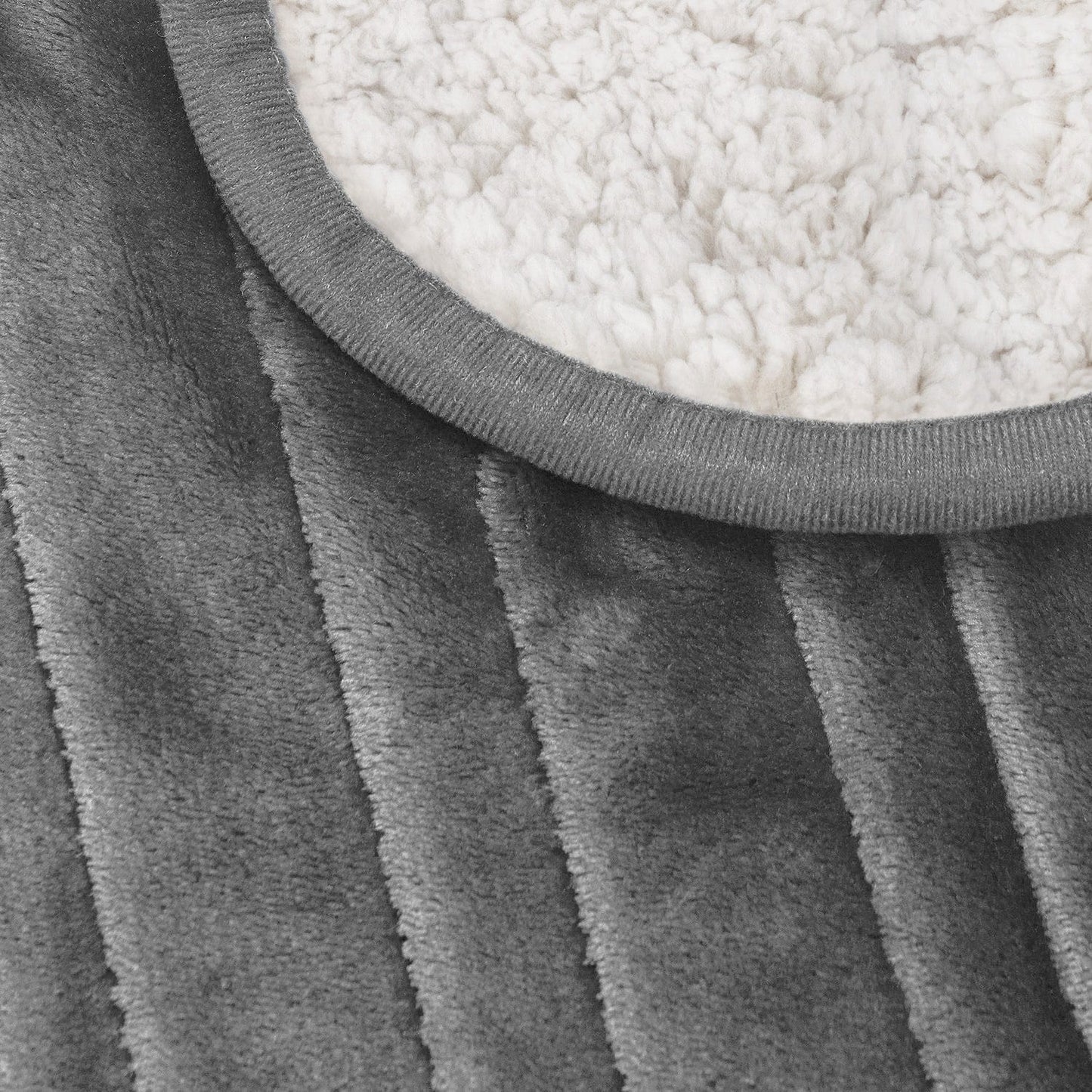 Fleece & Sherpa Heated Throw